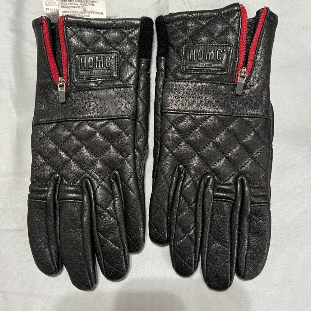 Women’s motorcycle gloves